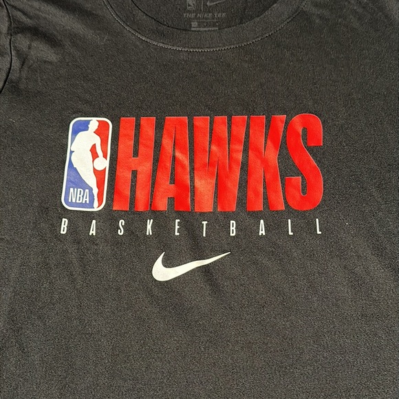 Nike Ladies Fit NBA Atlanta Hawks Tee, NWT’s, Size Medium - Picture 2 of 9